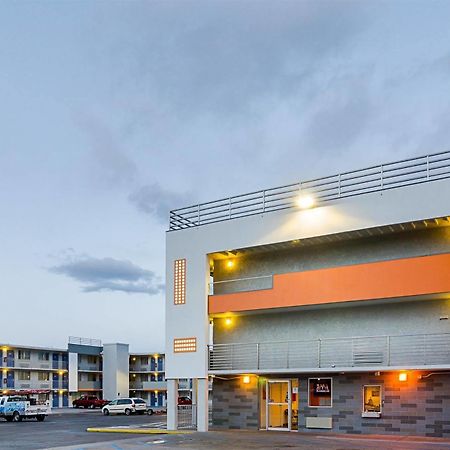 Motel 6- Denver, Co Downtown ภายนอก รูปภาพ