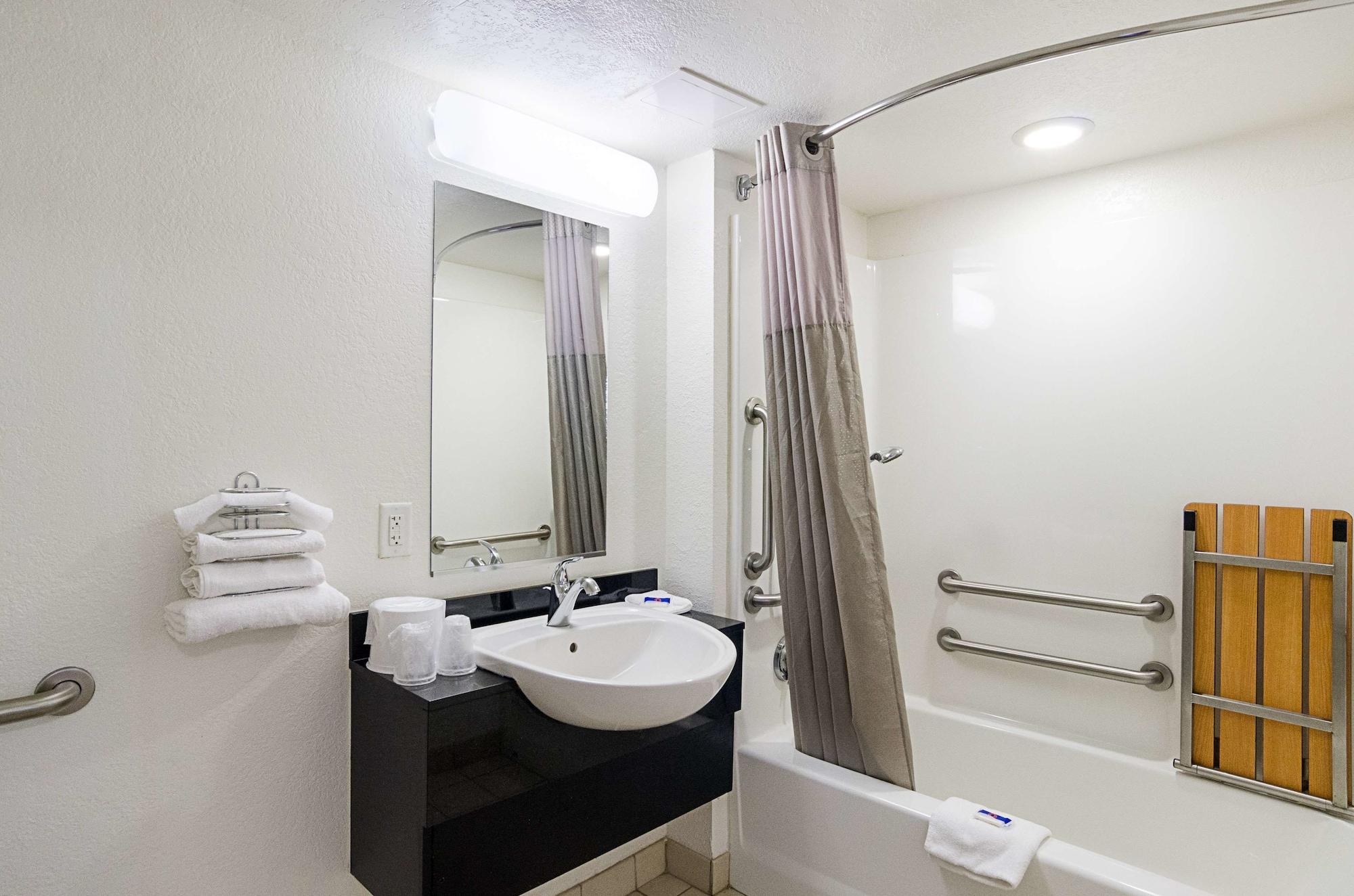 Motel 6- Denver, Co Downtown ภายนอก รูปภาพ