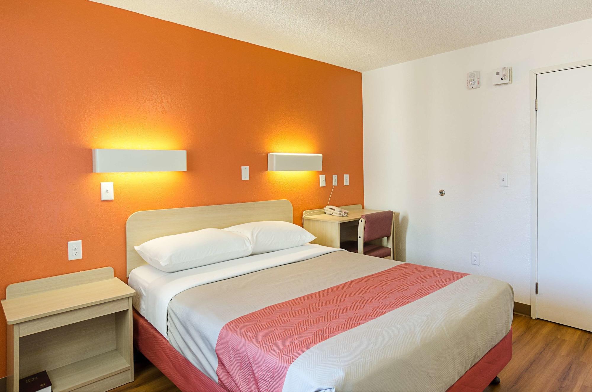 Motel 6- Denver, Co Downtown ภายนอก รูปภาพ