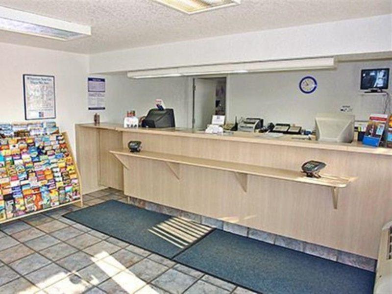 Motel 6- Denver, Co Downtown ภายนอก รูปภาพ