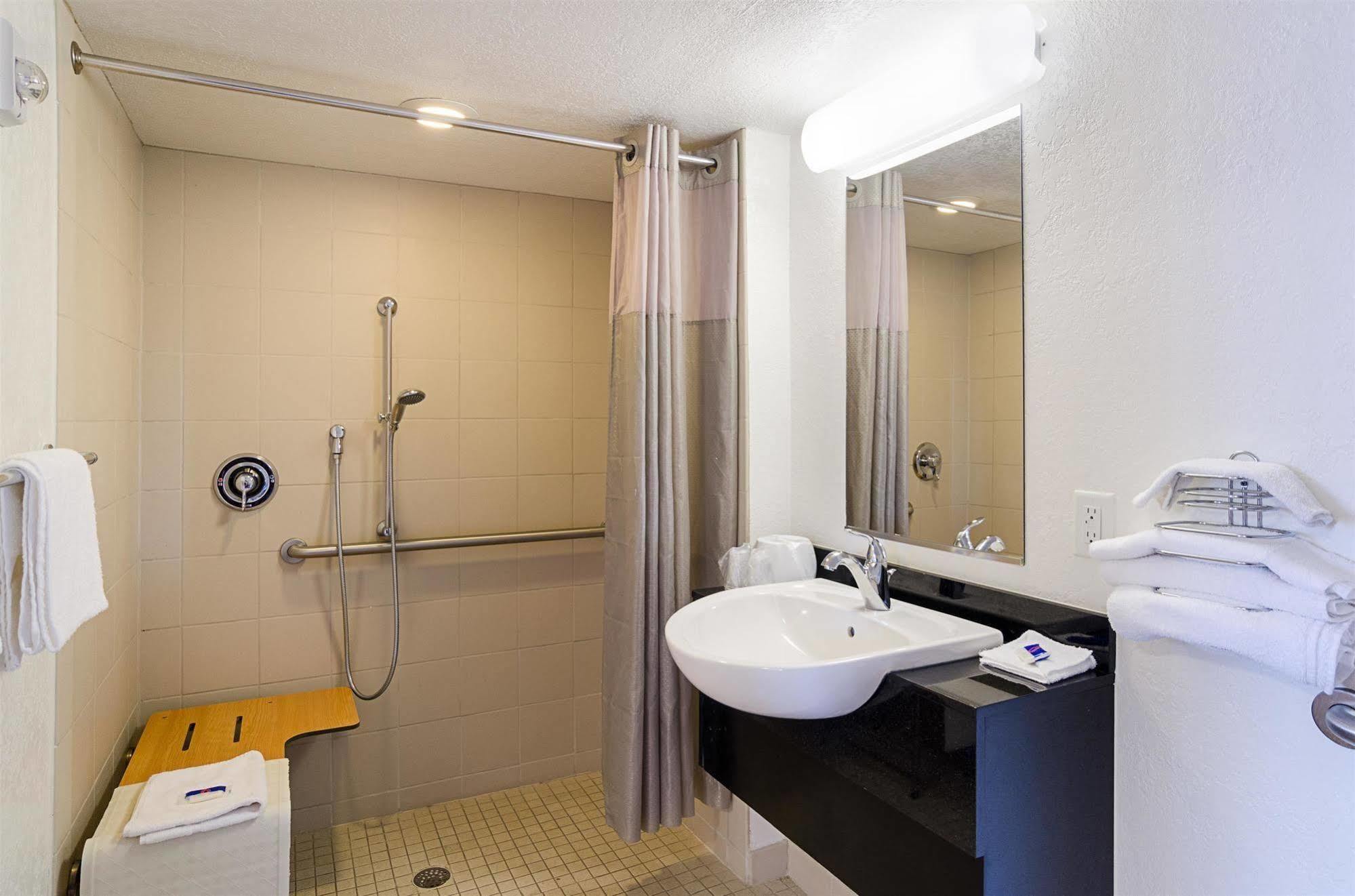 Motel 6- Denver, Co Downtown ภายนอก รูปภาพ